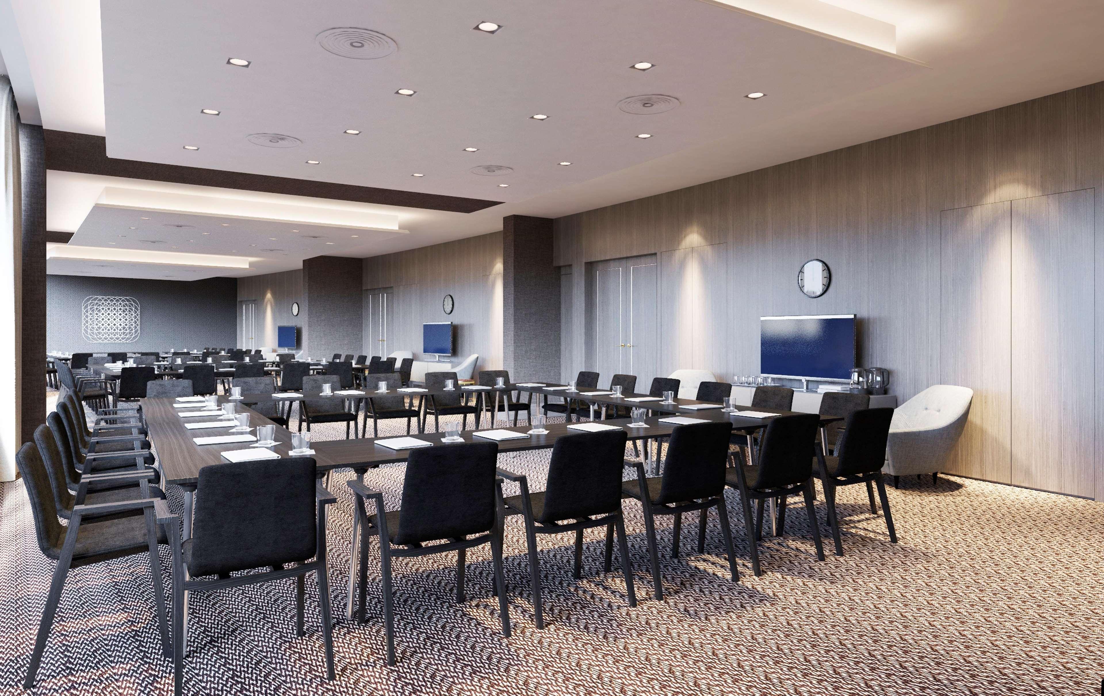 Hilton Tanger City Center Kültér fotó The Club at Haneda Airport