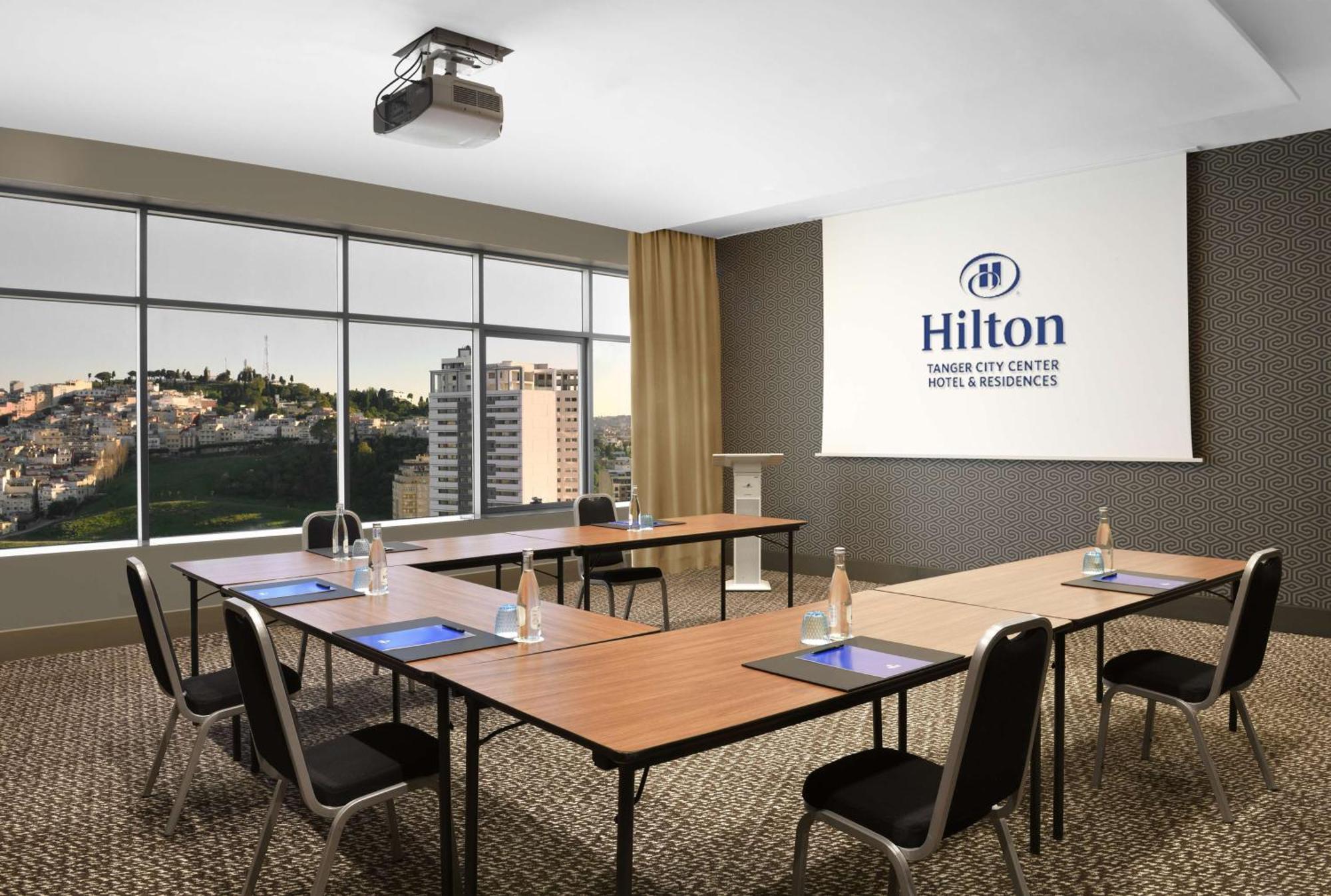Hilton Tanger City Center Kültér fotó Meeting room